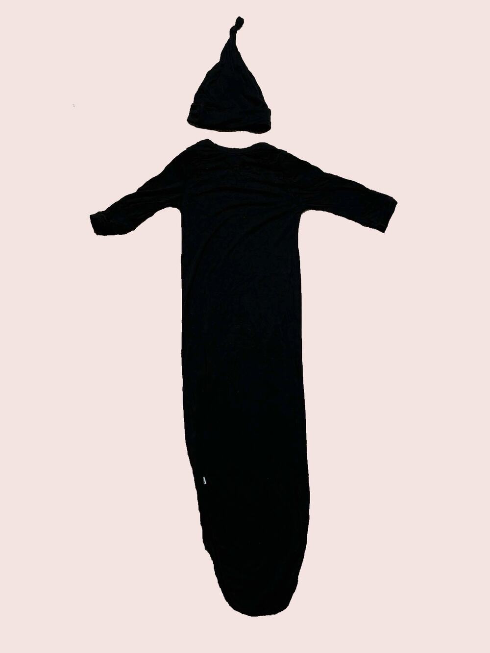Little Sleepies 2 piece set gown newborn beanie infant black tie new knot mitten
